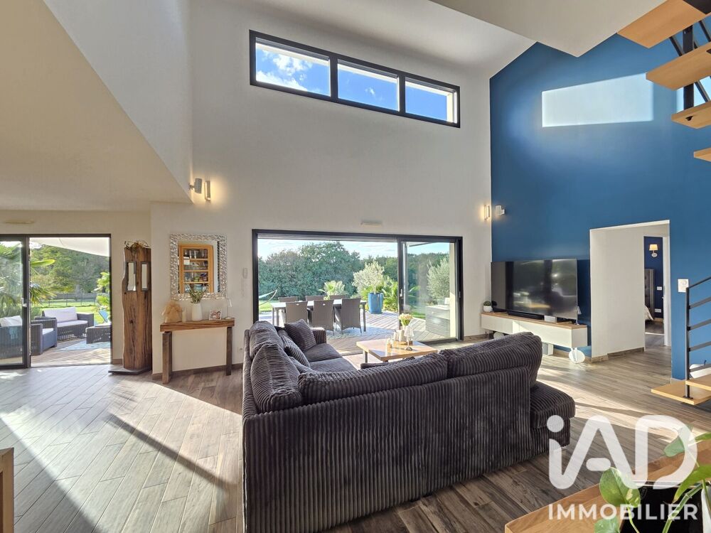 à vendre  Maison Vouneuil-sous-Biard (86580)