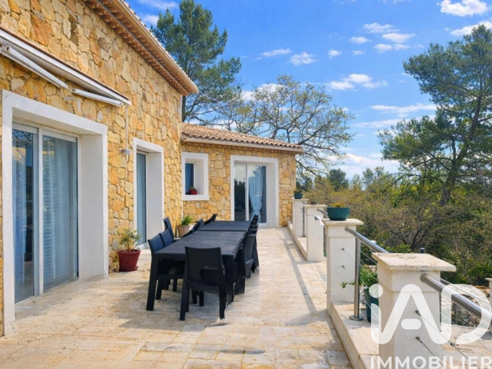 � vendre  Maison Le Cannet-des-Maures (83340)