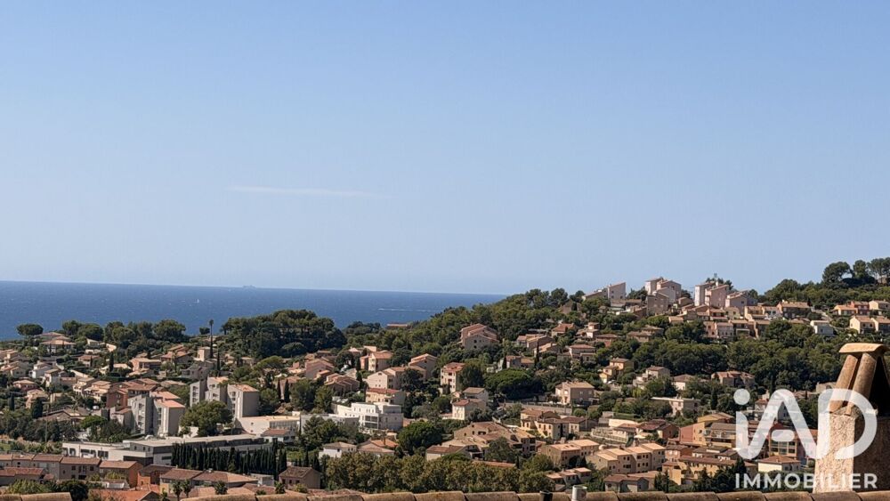 à vendre  Maison Carqueiranne (83320)
