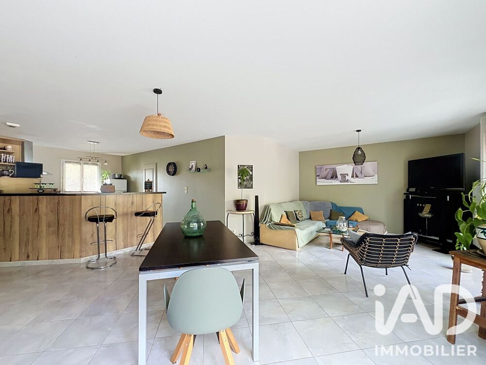 Vente Maison Vente Maison traditionnelle 5 pièces Saint-jean-de-liversay