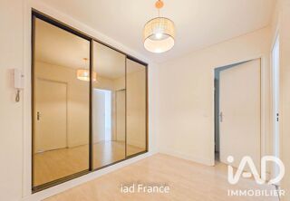  Appartement à louer 3 pièces 75 m²