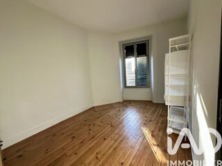  Appartement à louer 4 pièces 95 m²