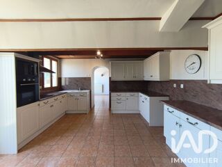  Maison à vendre 8 pièces 179 m²