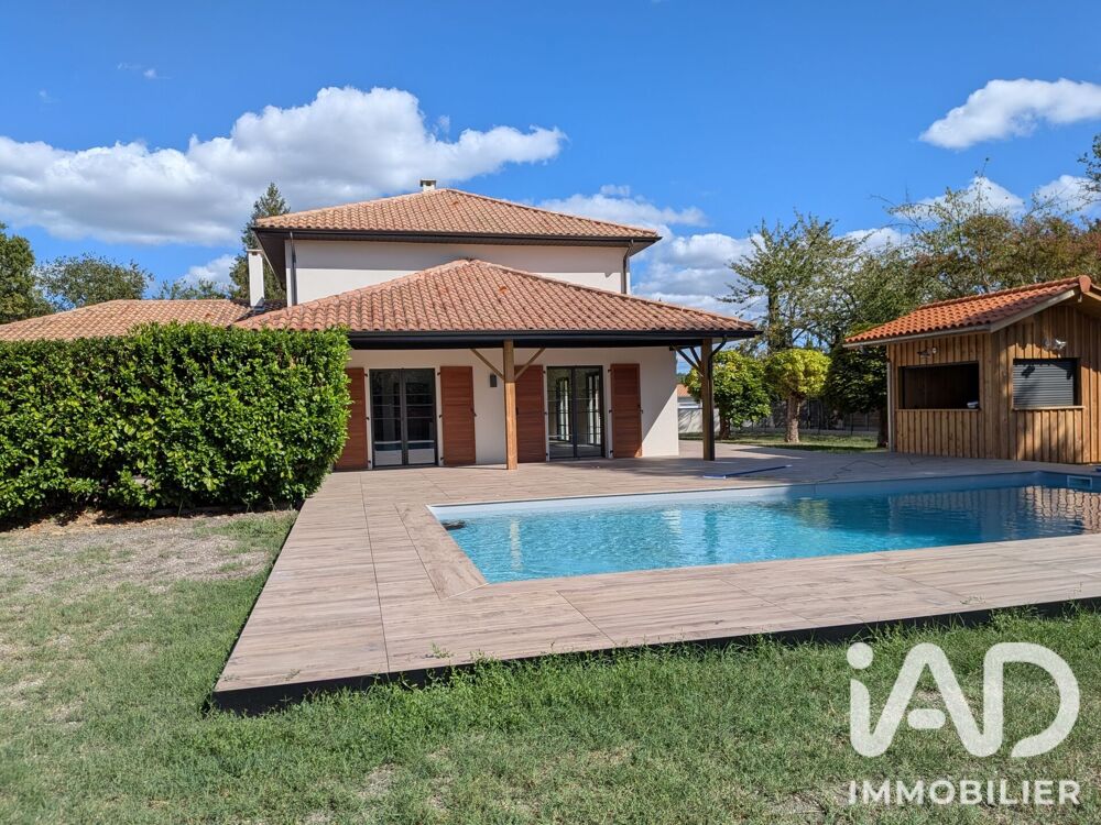 Vente Maison Vente Maison/villa 7 pièces Carignan-de-bordeaux