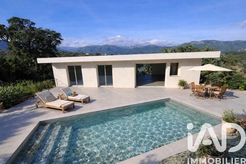   Vente Maison Maison - 8 pièce(s) - 220 m²