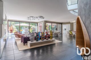  Maison à vendre 10 pièces 905 m²