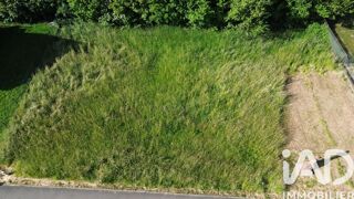  Terrain à vendre 741 m²