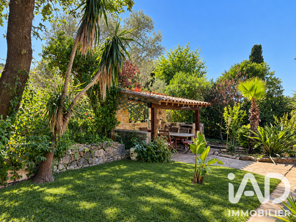 Vente Maison Vente Maison/villa 9 pièces Hyères