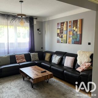  Maison à louer 7 pièces 121 m²