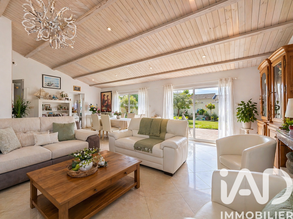 Vente Maison Vente Maison traditionnelle 5 pièces Sainte-soulle