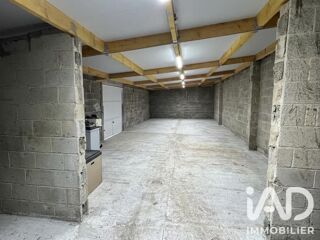  Parking / Garage à vendre 477 m²