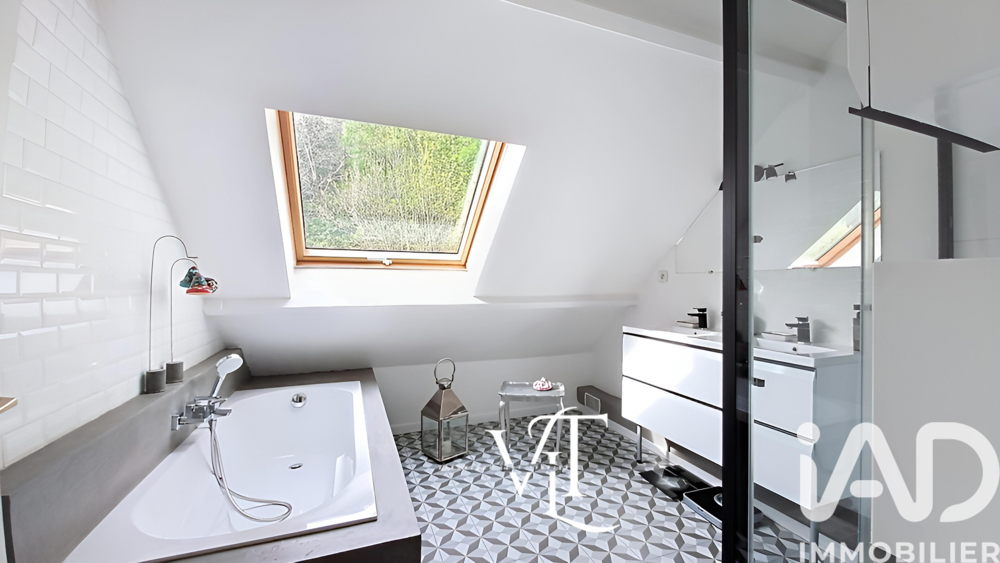 à vendre  Maison Bièvres (91570)