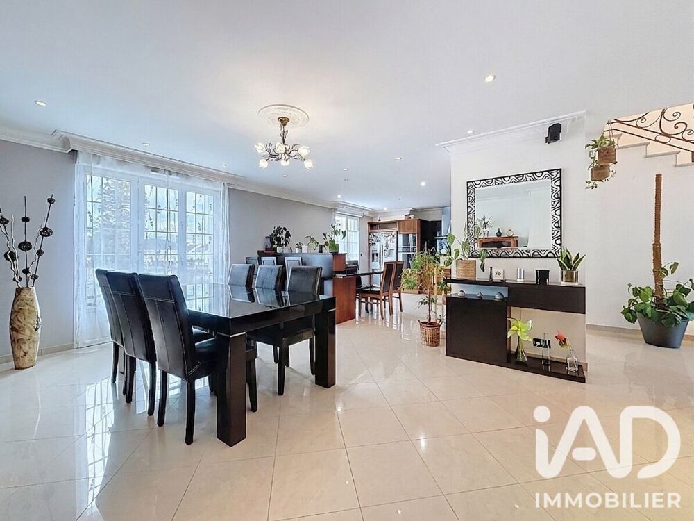 Vente Maison Vente Maison/villa 7 pièces Pontault-combault