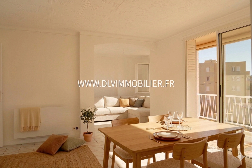 Appart. 79 m² / 3 ch. - Traversant et lumineux, vue Mont d'Or