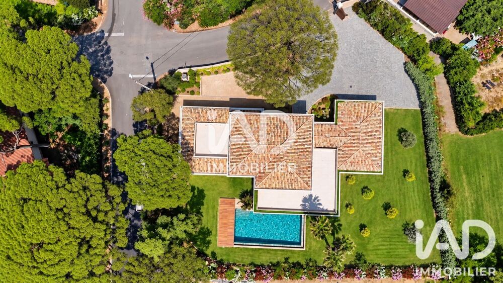 Vente Maison Vente Maison/villa 9 pièces Grimaud