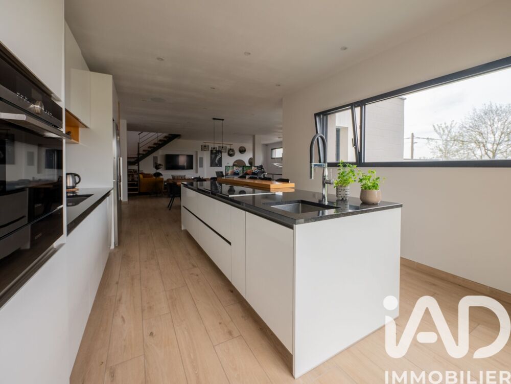 Vente Maison Vente Maison d'architecte 5 pièces Crégy-lès-meaux