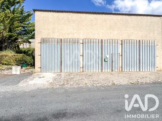  Parking / Garage à vendre 120 m²