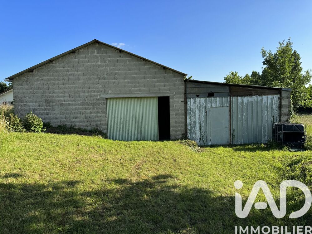 Vente Parking/Garage Vente Garage 134 m&sup2; Saint-sornin