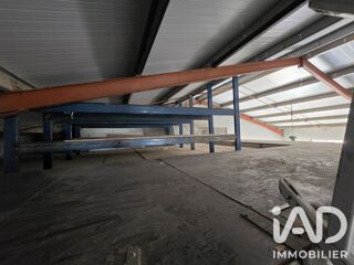  Parking / Garage à vendre 370 m²