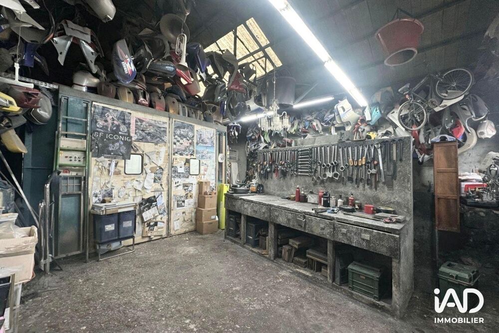 Vente Atelier 180 m&sup2;