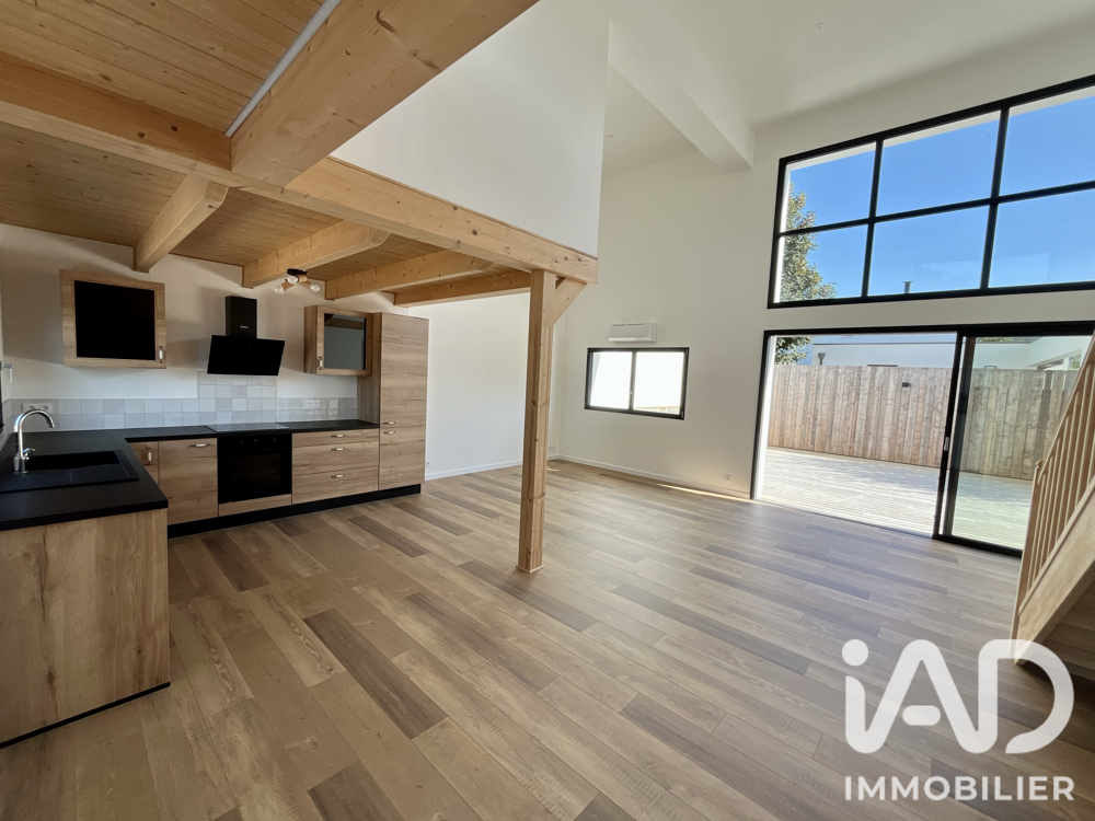 vente Maison - 4 pièce(s) - 101 m² Concarneau (29900)
