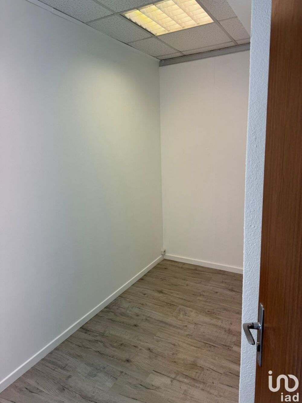   Vente Bureaux 40 m&sup2; Évry