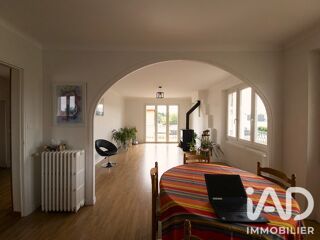  Maison à vendre 13 pièces 260 m²