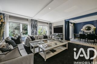  Maison à vendre 8 pièces 373 m²