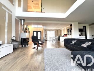  Maison à vendre 10 pièces 260 m²