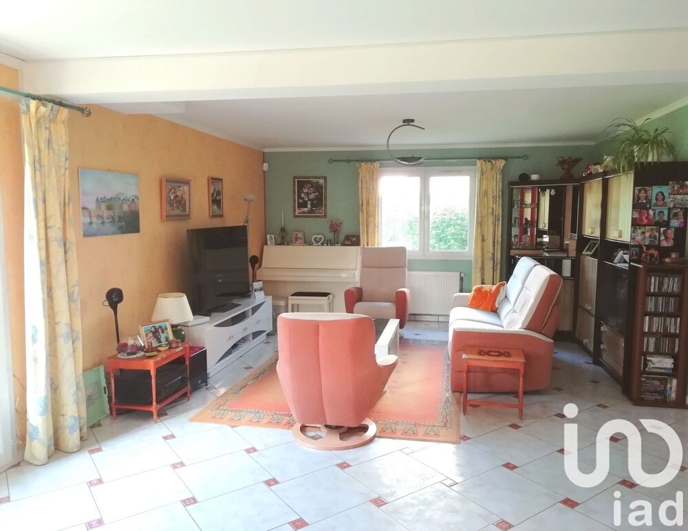 Vente Maison Vente Maison traditionnelle 8 pièces Moissy-cramayel