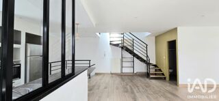  Appartement à louer 4 pièces 110 m²