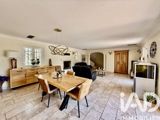  Maison � vendre 6 pi�ces 214 m�