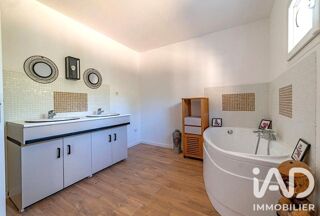  Maison à vendre 6 pièces 148 m²