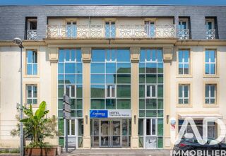  Immeuble à vendre 5000 m²