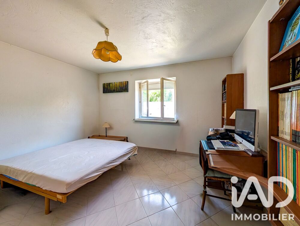 à vendre  Maison Cagnes-sur-Mer (06800)