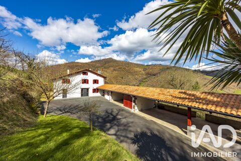   Vente Maison traditionnelle 5 pièces Maison - 5 pièce(s) - 240 m²