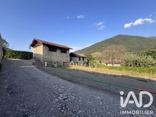  Terrain à vendre 758 m²