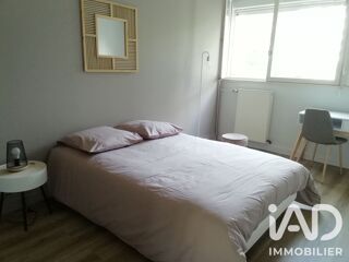  Appartement à louer 5 pièces 101 m²