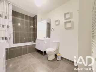  Appartement à louer 2 pièces 45 m²
