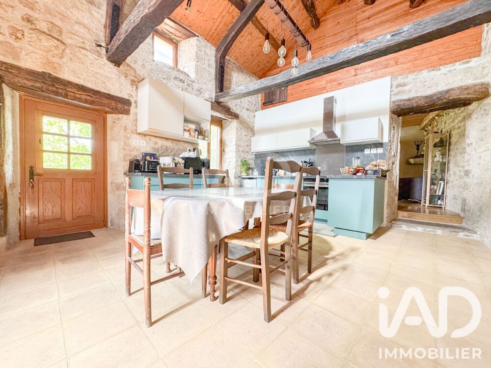 Vente Maison Vente Maison/villa 6 pièces Les costes-gozon