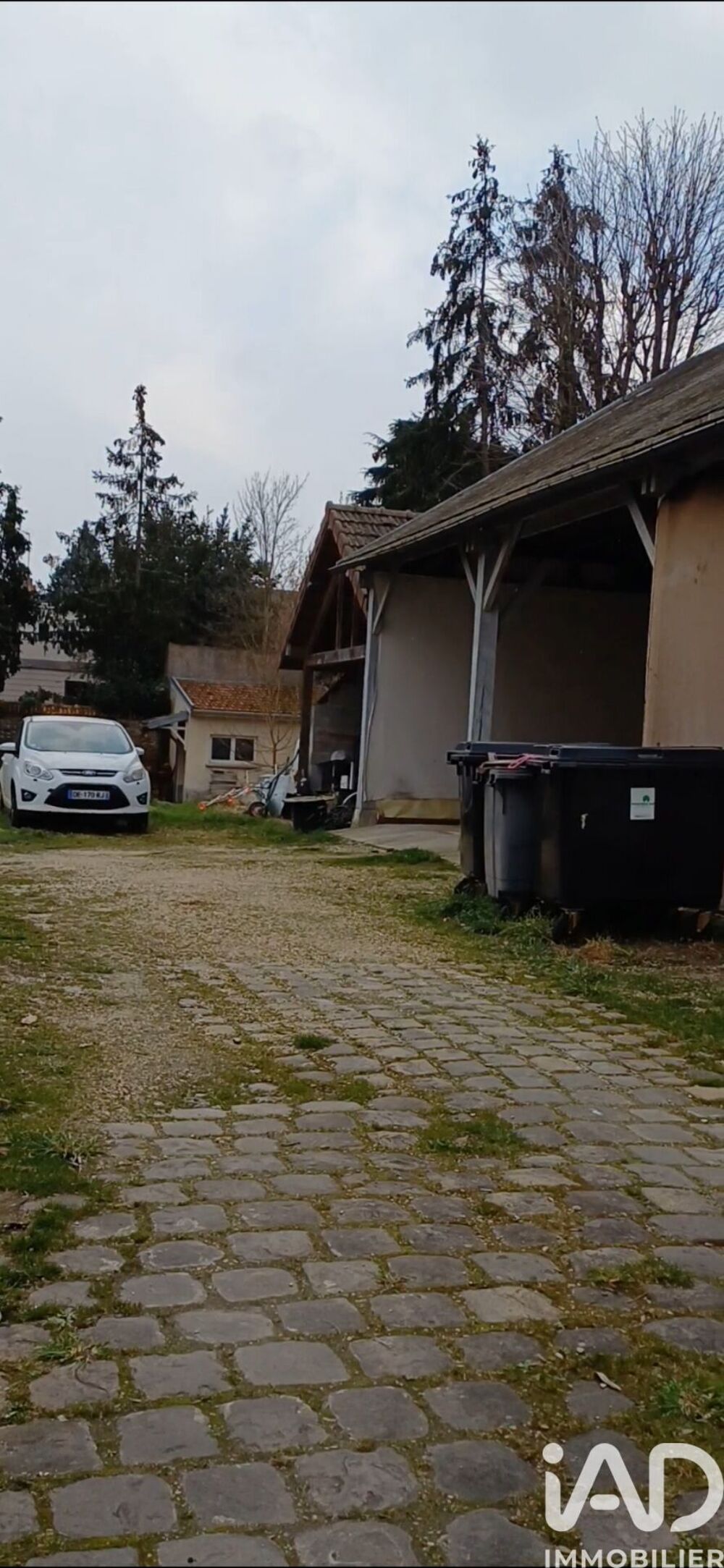 Vente Maison Vente Grange 1 pièce Corbeil-essonnes