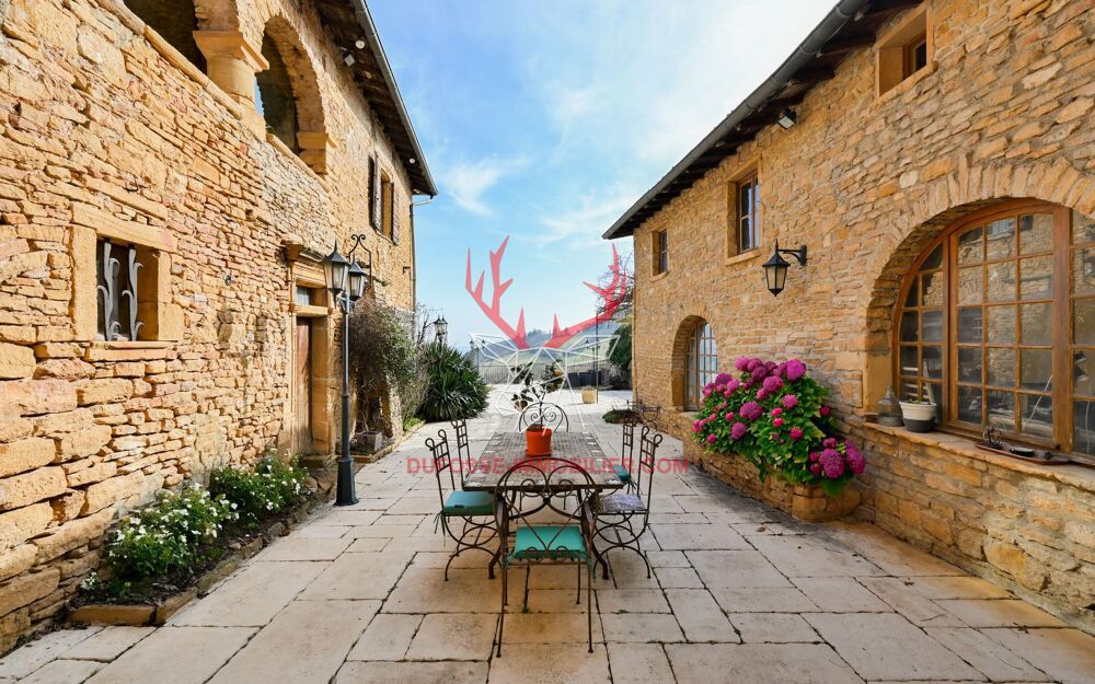  vendre  Maison Ville-sur-Jarnioux (69640)