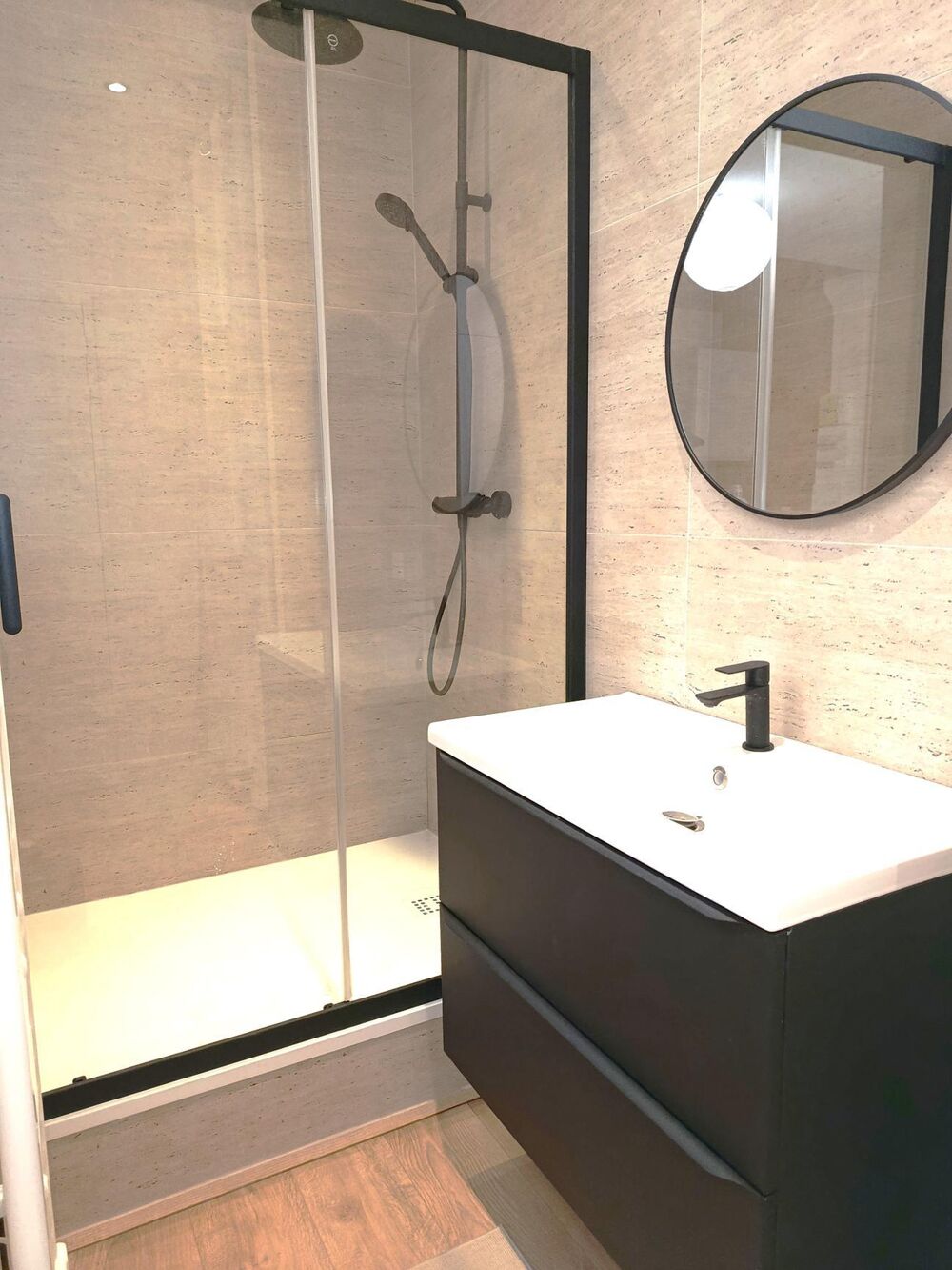 Location Appartement Studio meublé 26 place de la liberté ST CHAMOND Saint-chamond