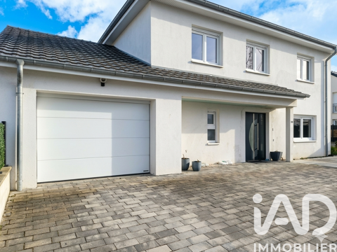   Vente Maison/villa 7 pièces Maison - 7 pièce(s) - 205 m²