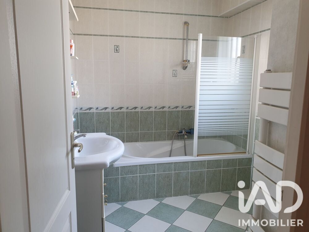 Vente Maison Vente Maison traditionnelle 5 pièces Saint-just-luzac