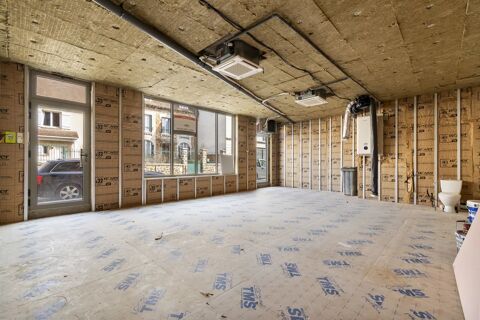 Local commercial neuf � 50 m&sup2; � Versailles Porchefont... 400000 78000 Versailles