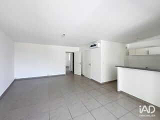  Appartement à louer 3 pièces 70 m²