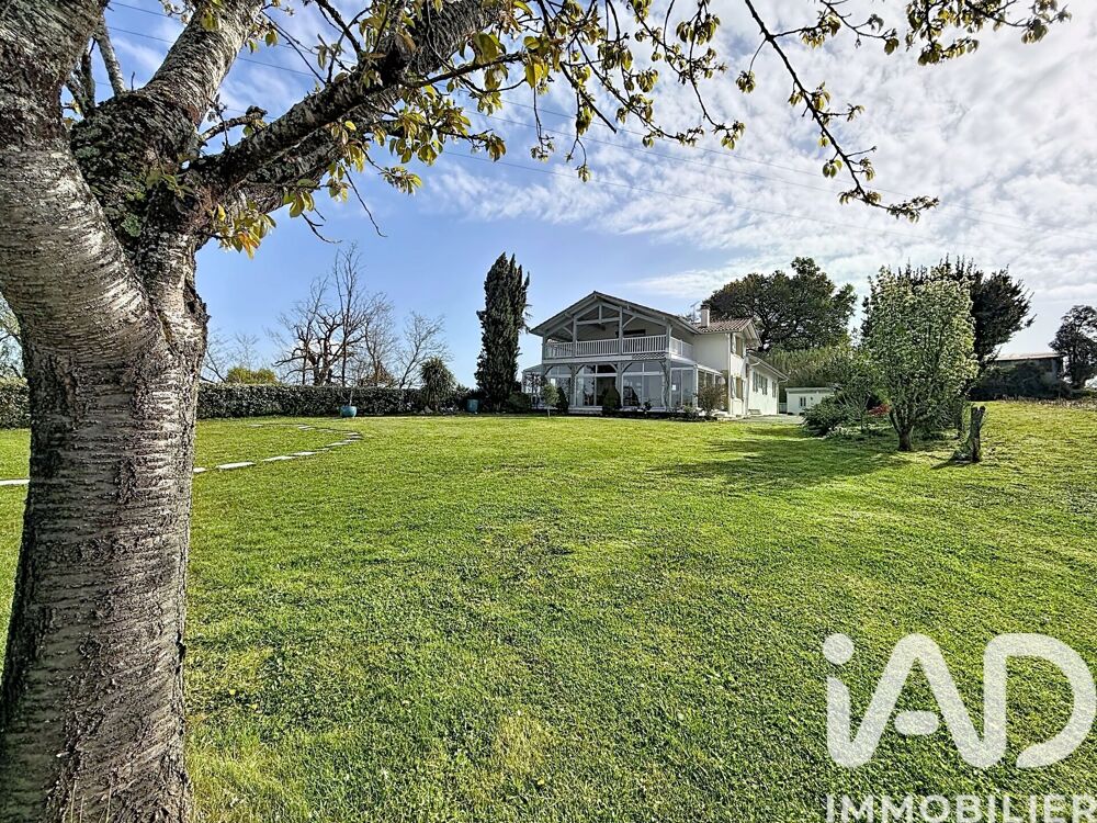 � vendre  Maison Lahosse (40250)