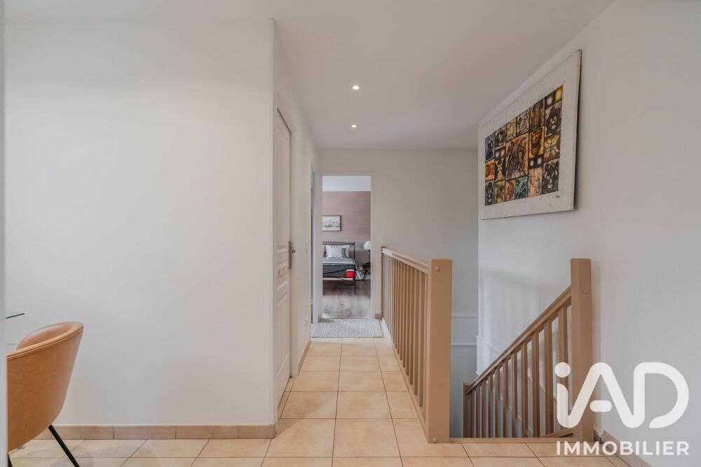 à vendre  Maison Magny-le-Hongre (77700)