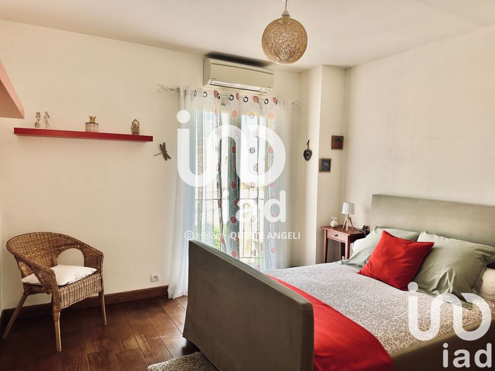 à vendre  Maison Carqueiranne (83320)